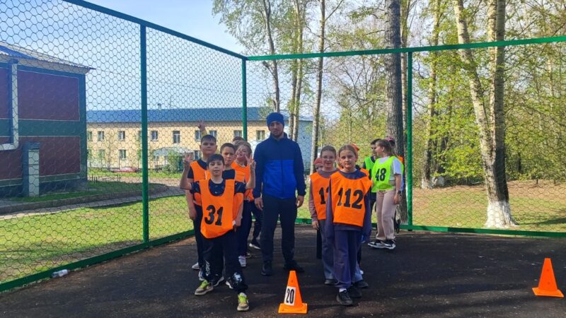 ПРИЕМ НОРМАТИВОВ КОМПЛЕКСА ГТО В ЗВЕЗДНЕНСКОЙ ШКОЛЕ.