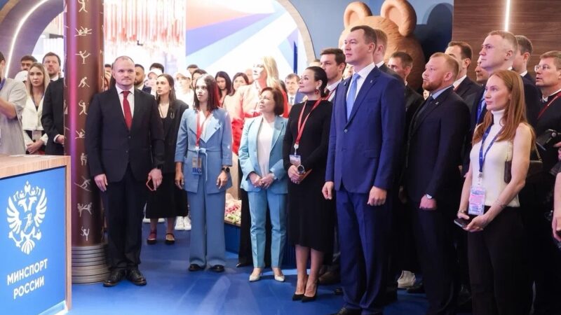 СТЕНД МИНСПОРТА РОССИИ СТАЛ ЦЕНТРОМ ПРИТЯЖЕНИЯ НА ПМЭФ
