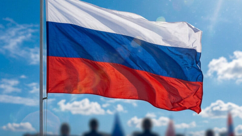 С ДНЁМ ГОСУДАРСТВЕННОГО ФЛАГА РОССИИ